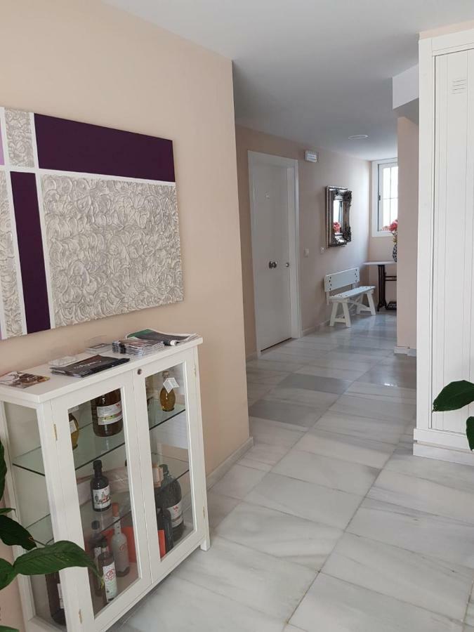 Apartamentos Hela Arjona ภายนอก รูปภาพ
