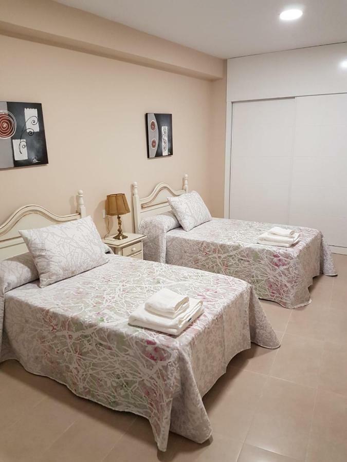 Apartamentos Hela Arjona ภายนอก รูปภาพ